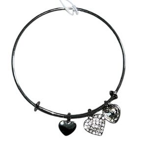 NWT Lane Bryant Silver Heart Charm Bracelet